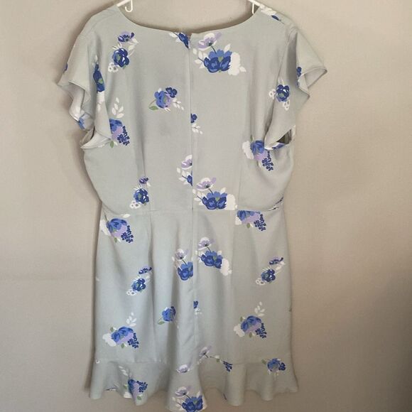 LOFT Women's Floral Wrap Dress - Blue and White - Picture 4 of 4